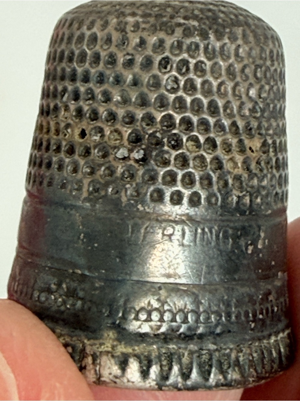 vintage sterling silver thimble, antique Priscilla pattern thimble - Picture 5 of 5